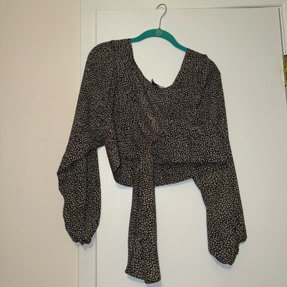 Princess Polly leopard print top